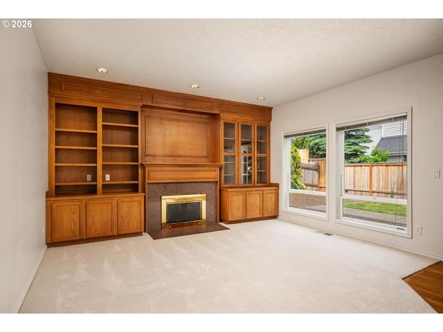 16775 Sw SPRINGWATER Ln, Beaverton, OR 97006
