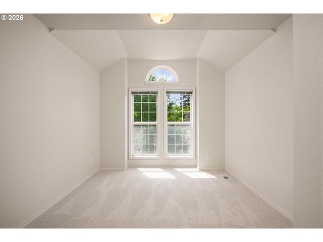 16775 Sw SPRINGWATER Ln, Beaverton, OR 97006