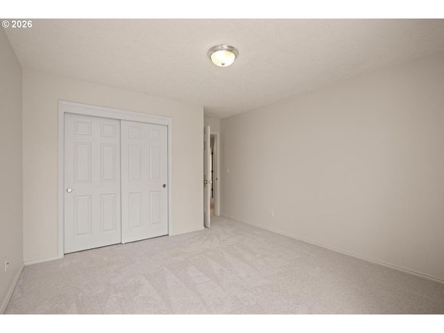16775 Sw SPRINGWATER Ln, Beaverton, OR 97006
