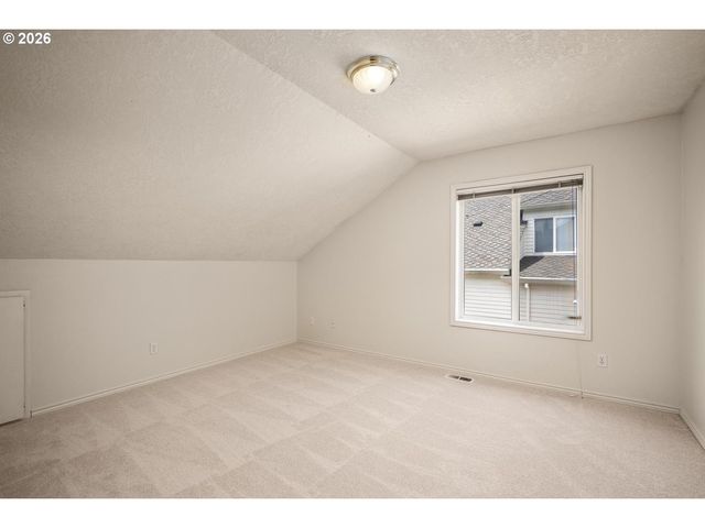 16775 Sw SPRINGWATER Ln, Beaverton, OR 97006