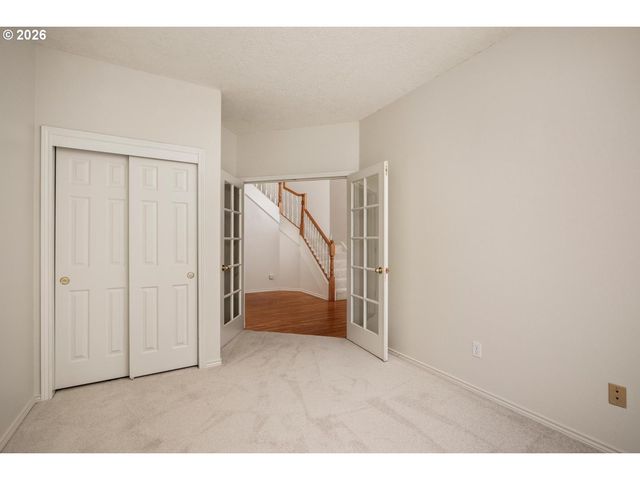 16775 Sw SPRINGWATER Ln, Beaverton, OR 97006