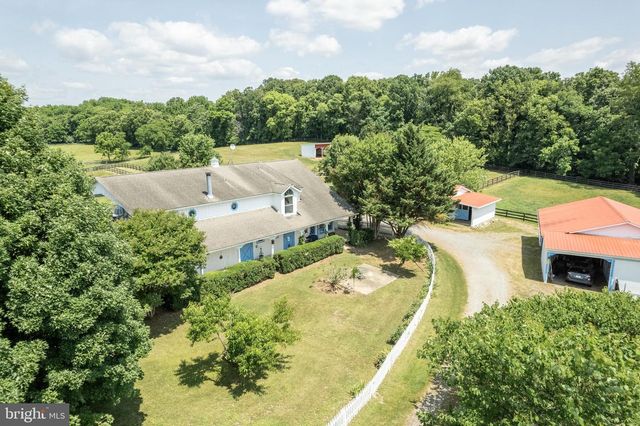 537 CANNON BALL RD, Berryville, VA 22611