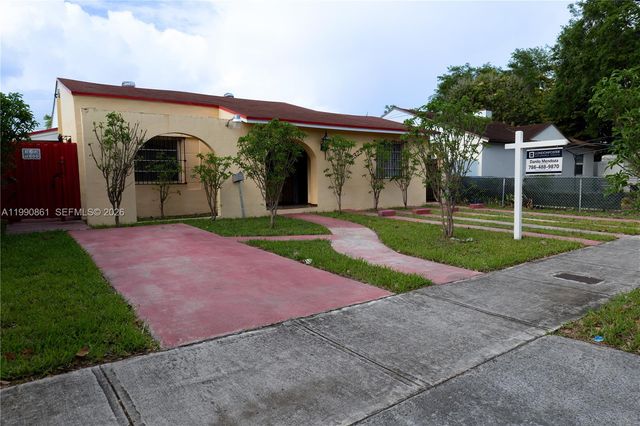 2323 SW 17th Ter, Miami, FL 33145