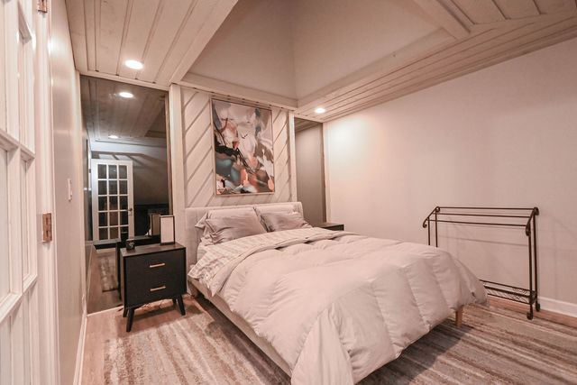 598 Dunham Road, Gurnee, IL 60031