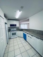 3453 NW 44th St 105, Oakland Park, FL 33309