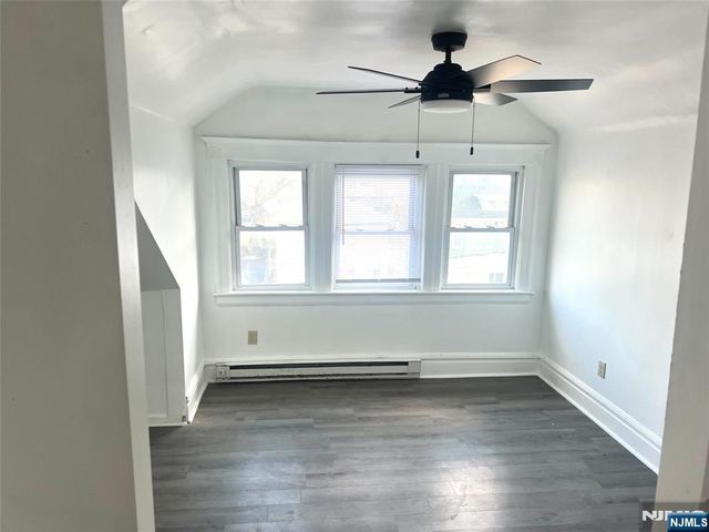 10-14 Noll Place 3, Newark, NJ 07106
