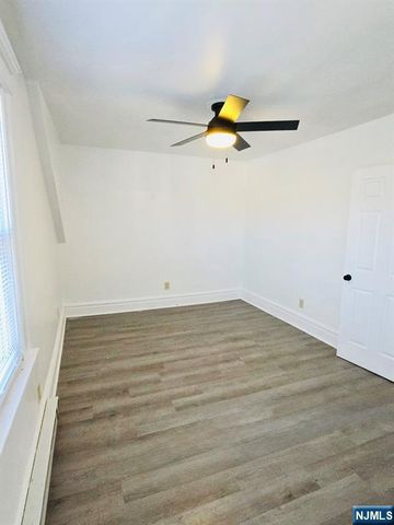 10-14 Noll Place 3, Newark, NJ 07106