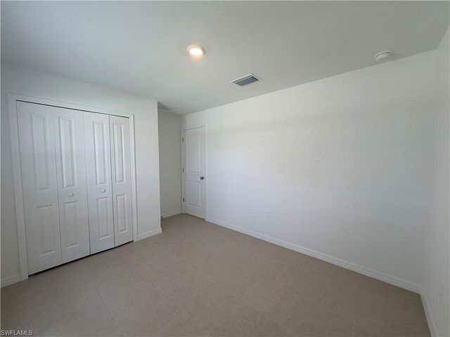 17265 Cantu CT, North Fort Myers, FL 33917