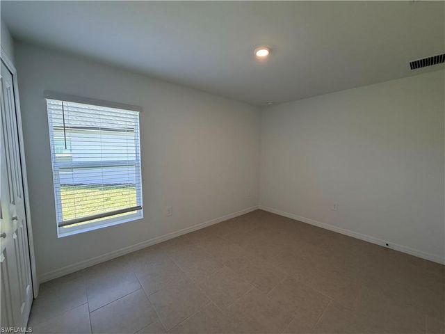 17265 Cantu CT, North Fort Myers, FL 33917