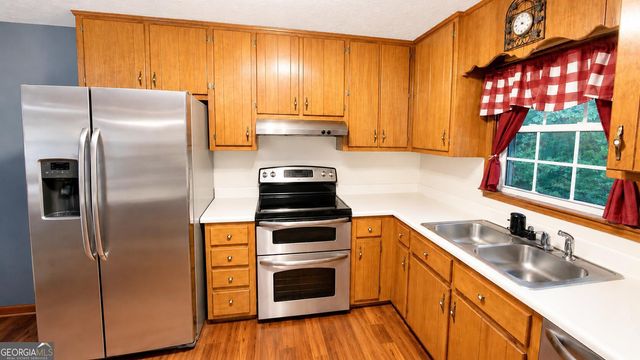 435 S Unity Grove Road, Locust Grove, GA 30248