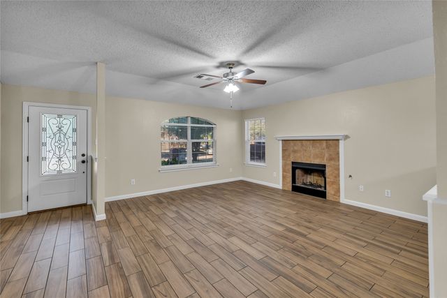 305 Familia Court, Irving, TX 75061
