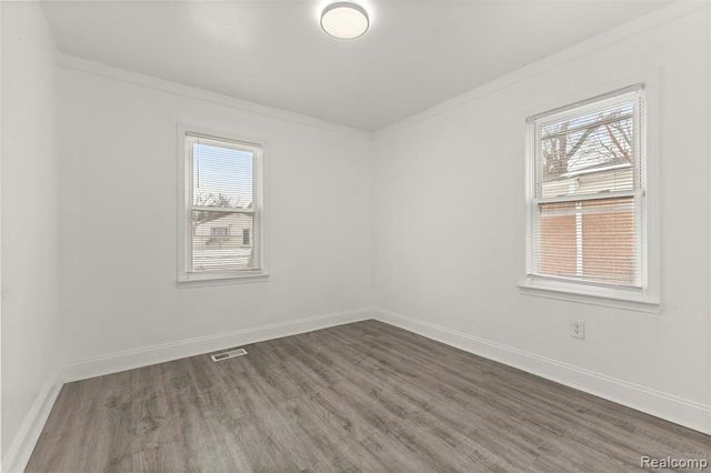 4721 Jackson Street, Dearborn Heights, MI 48125