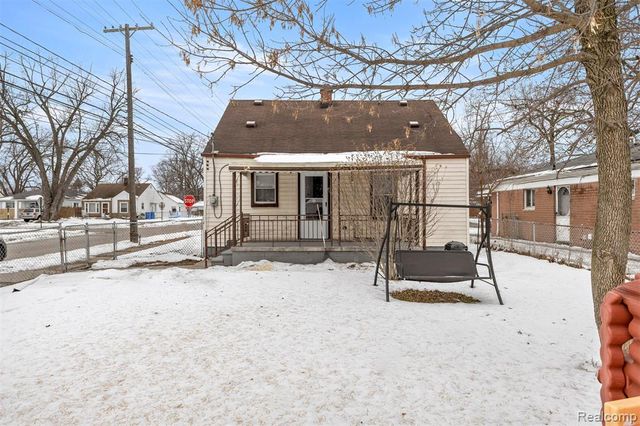 4721 Jackson Street, Dearborn Heights, MI 48125