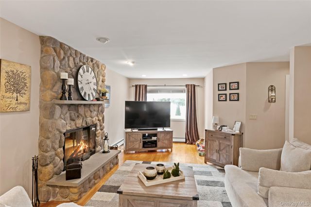 244 Grand Boulevard, Massapequa Park, NY 11762