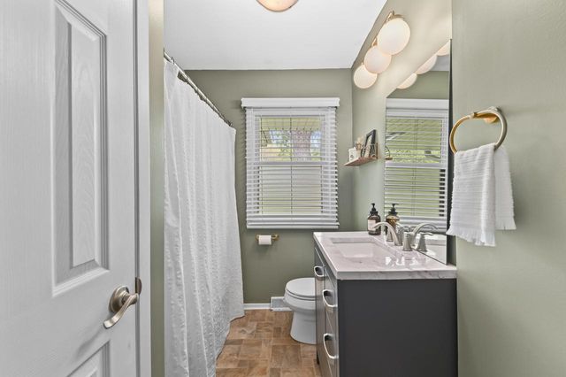 W220N9740 Amy Belle ROAD, Colgate, WI 53017