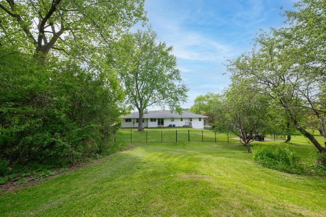 W220N9740 Amy Belle ROAD, Colgate, WI 53017