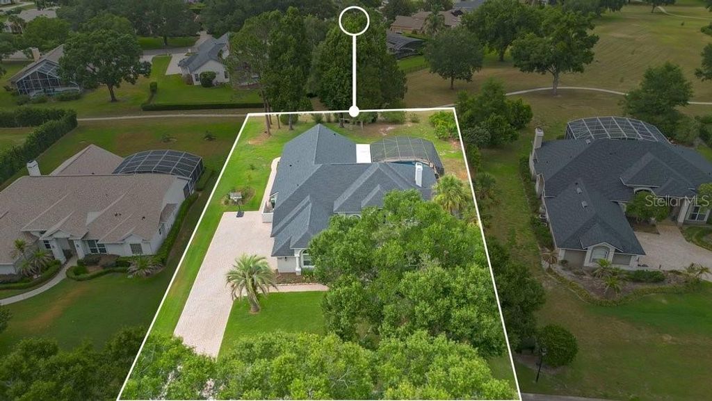 Image 2 of property listing at 11407 WILLOW GARDENS DRIVE, Windermere, FL 34786