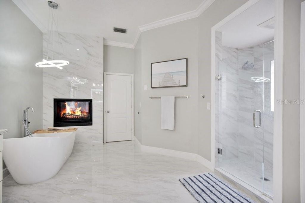 Image 22 of property listing at 11407 WILLOW GARDENS DRIVE, Windermere, FL 34786