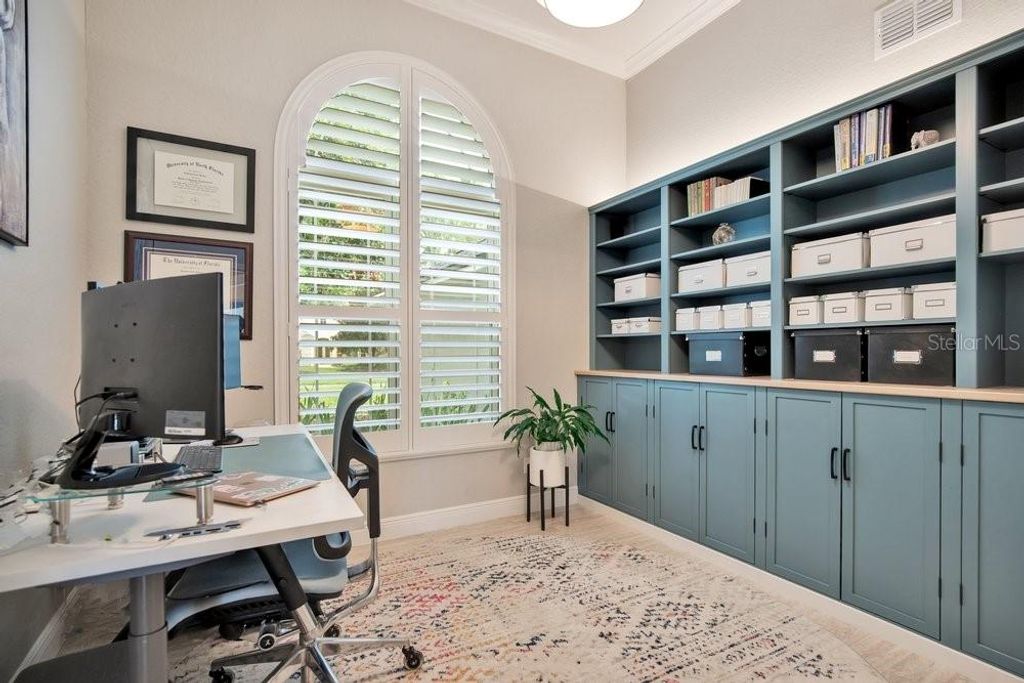 Image 30 of property listing at 11407 WILLOW GARDENS DRIVE, Windermere, FL 34786