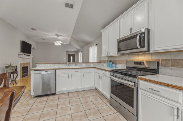 14124 Tanglebrush Trail, Haslet, TX 76052