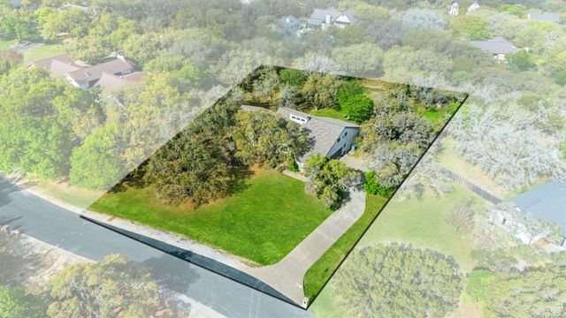 8258 Pimlico Ln, Boerne, TX 78015