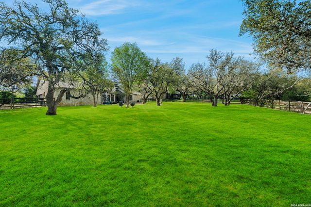 8258 Pimlico Ln, Boerne, TX 78015