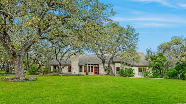 8258 Pimlico Ln, Boerne, TX 78015