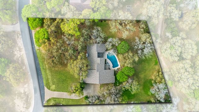 8258 Pimlico Ln, Boerne, TX 78015