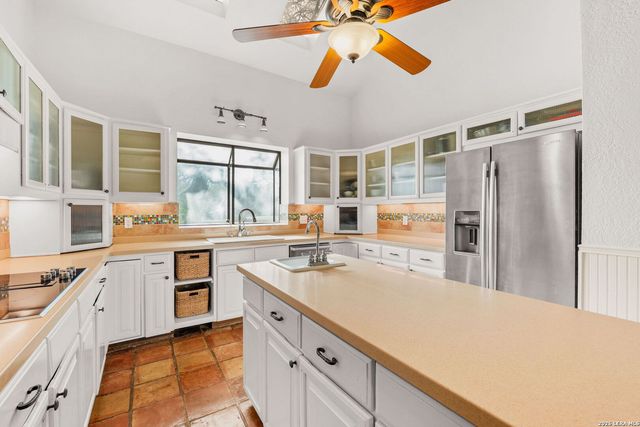 8258 Pimlico Ln, Boerne, TX 78015