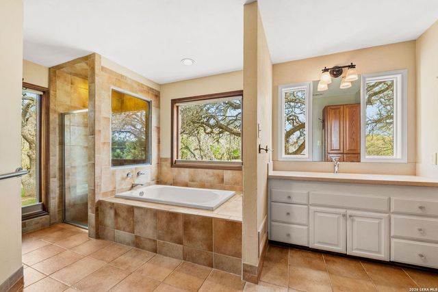 8258 Pimlico Ln, Boerne, TX 78015
