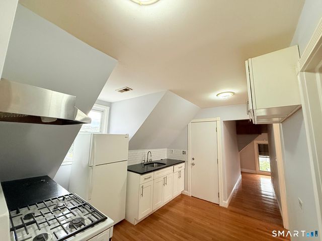 73 Vine Street 3, Bridgeport, CT 06604