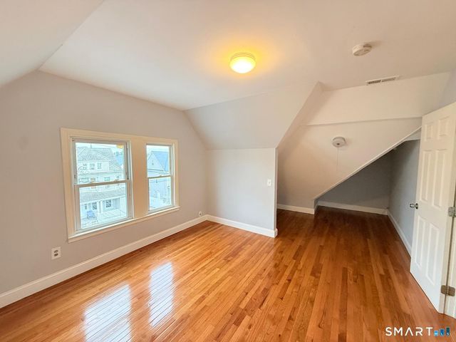73 Vine Street 3, Bridgeport, CT 06604