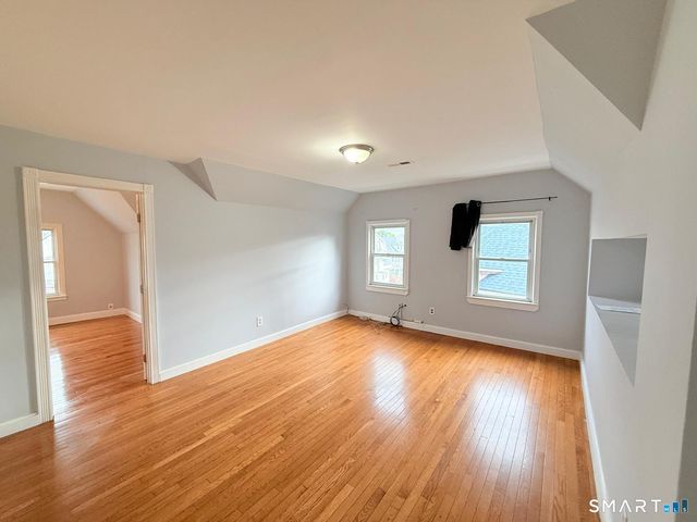 73 Vine Street 3, Bridgeport, CT 06604