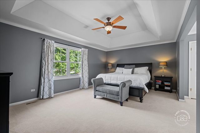 1220 Heatherton Drive, Naperville, IL 60563