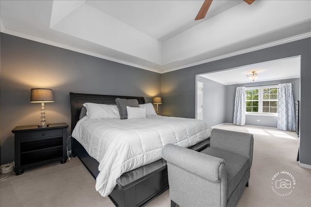 1220 Heatherton Drive, Naperville, IL 60563
