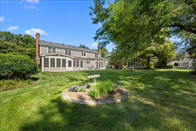 1220 Heatherton Drive, Naperville, IL 60563