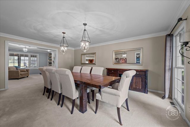 1220 Heatherton Drive, Naperville, IL 60563
