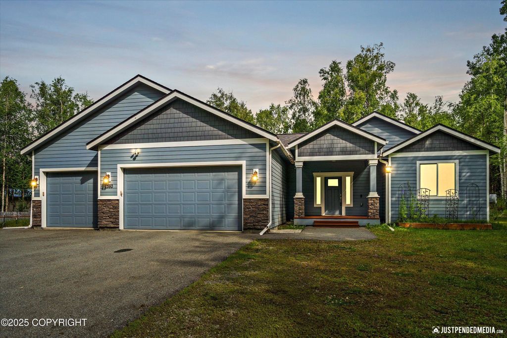 1380 S Countrywood Drive, Wasilla, AK 99623