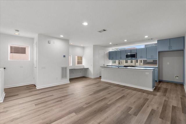 2453 Wentworth Street, Houston, TX 77004