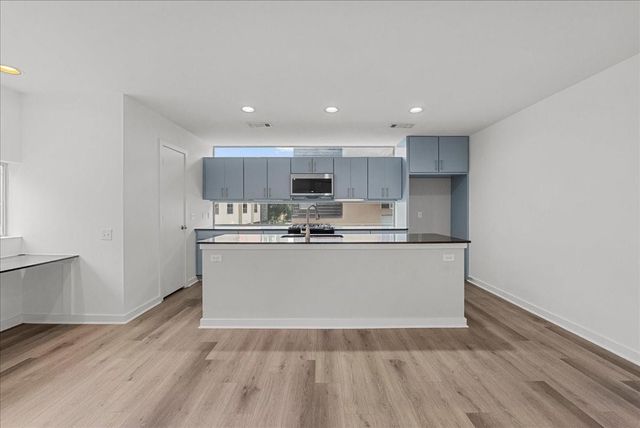 2453 Wentworth Street, Houston, TX 77004