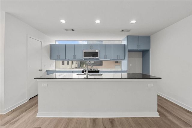 2453 Wentworth Street, Houston, TX 77004