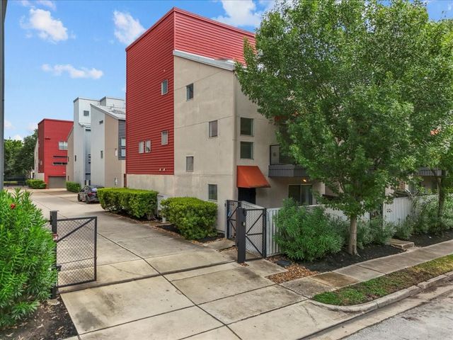 2453 Wentworth Street, Houston, TX 77004