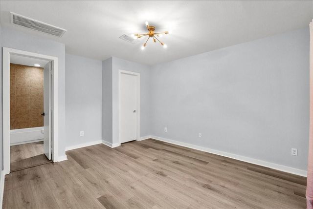 2453 Wentworth Street, Houston, TX 77004