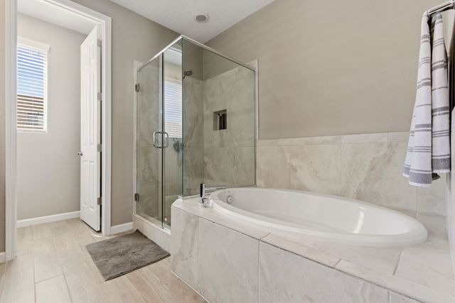 4642 Rail Runner, Santa Fe, NM 87507