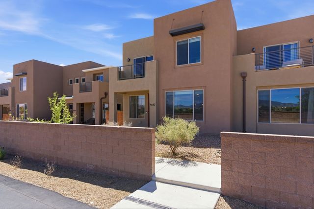 4642 Rail Runner, Santa Fe, NM 87507