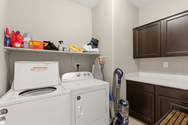 4642 Rail Runner, Santa Fe, NM 87507