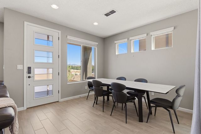 4642 Rail Runner, Santa Fe, NM 87507