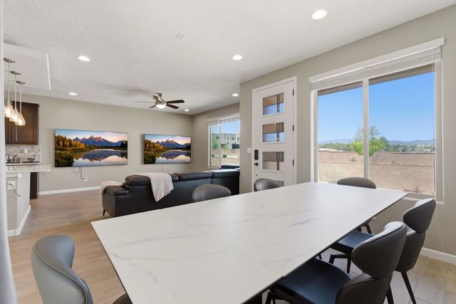 4642 Rail Runner, Santa Fe, NM 87507
