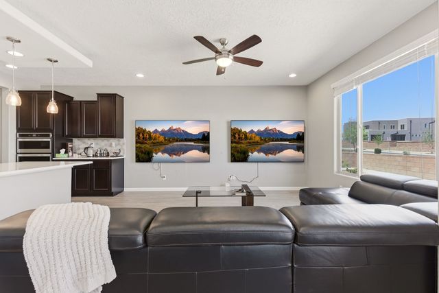 4642 Rail Runner, Santa Fe, NM 87507