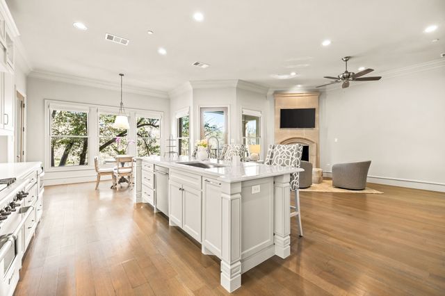 3520 Blackburn Street, Dallas, TX 75219